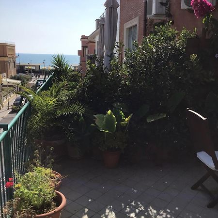 Ostia Bed&Beach Exterior foto